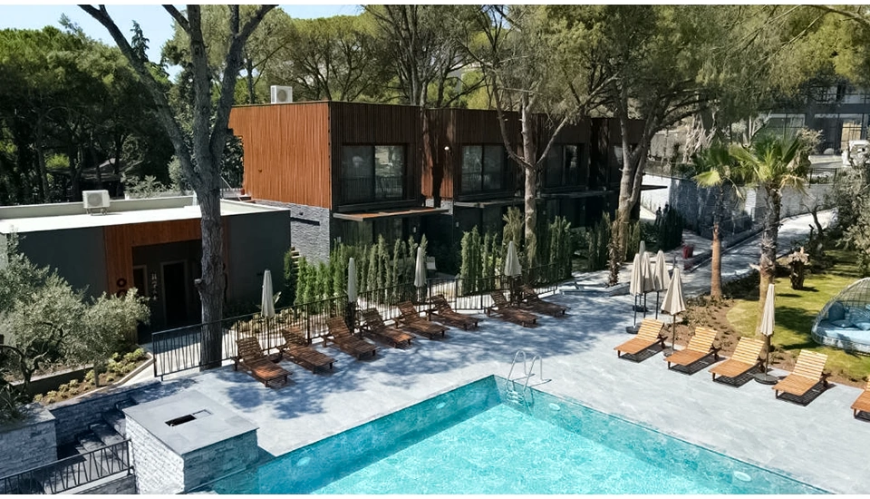 هتل یونیک لایف استایل کوش آداسی